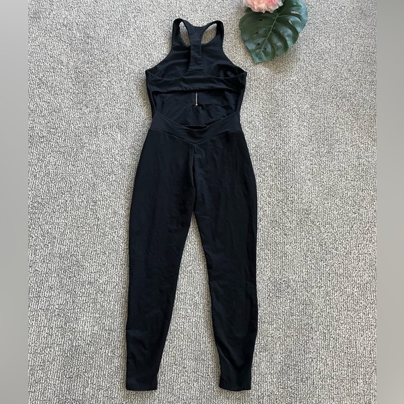 Bombshell Sportswear Zip Bodysuit Black Size M - Picture 3 of 10